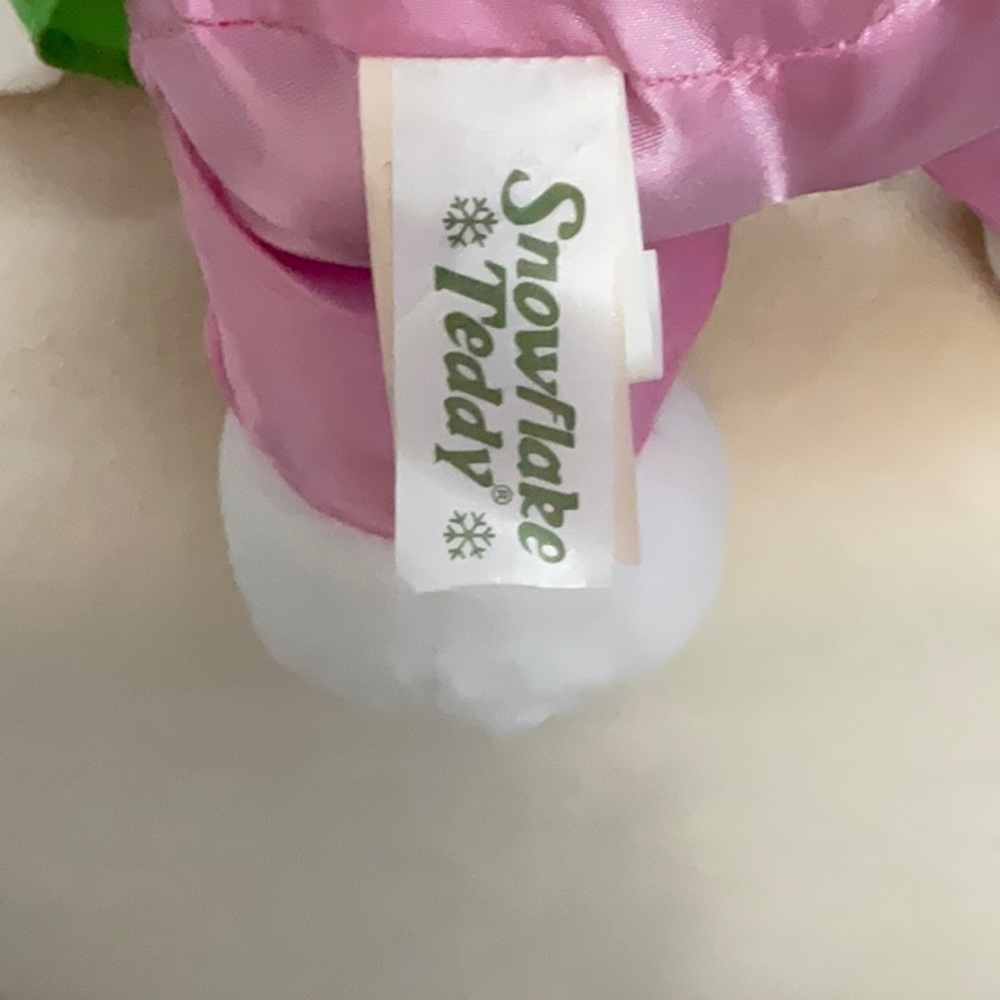 Snowflake Teddy - Picture 4 of 5